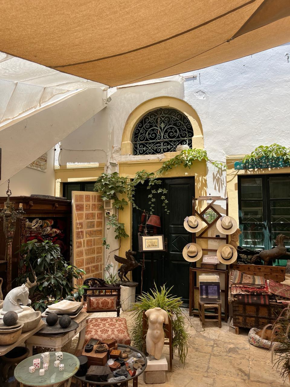 Mediterranean courtyard shop